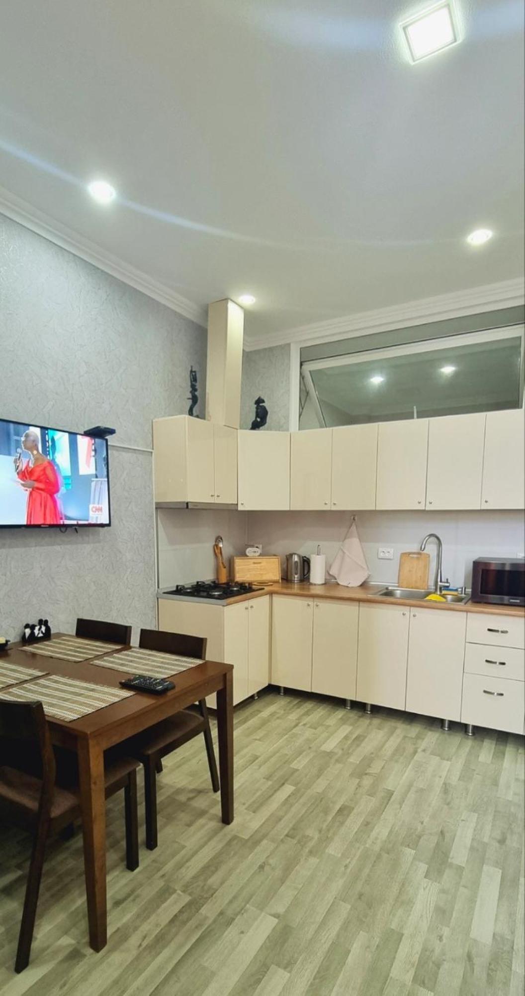 Kate'S Cozy Apartment Кутаїсі Екстер'єр фото